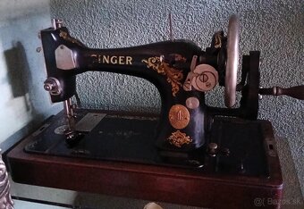 Kufrikový šijací stroj - 5