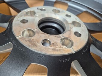 Kované disky R18 Volkswagen t7 Multivan šedé - 5