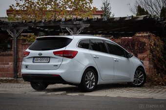 Kia Ceed SW 1.6 GDi - 5