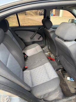 Škoda Octavia 1.6 - 5