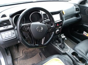 Predám ssangyong tivoli xlv 4x4 diesel - 5