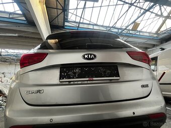 Rozpredam kia ceed 1.6 crdi - 5