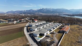 REZERVOVANÉ, Na predaj, stavebný pozemok, vybudované prípojk - 5