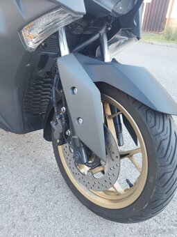 YAMAHA X-MAX 125 - 5