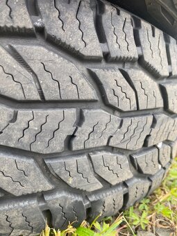 245 70 r16 cooper discoverer a/t - 5