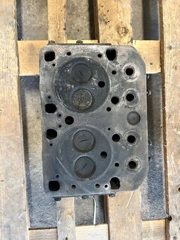 Hlavy Zetor 25 - 5