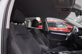 Volkswagen Golf 8 Variant 2.0 TDI 110kW DSG automat - 5