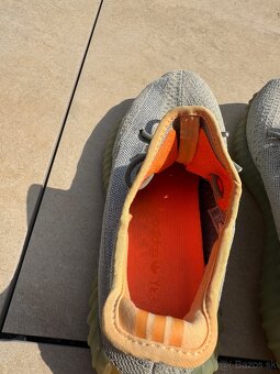 YEEZY BOOST 350 V2 "DESERT SAGE" - 5