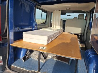 Opel VIVARO 2.0 DIESEL 6 MIESTNY OBYTNÝ - 5