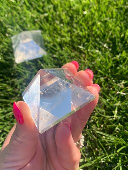 Kristalova pyramida - 5