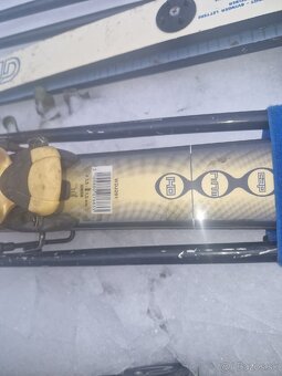 Lyže lyžiarky saňe korčule - 5