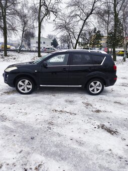 Predám Peugeot 4007 - 5
