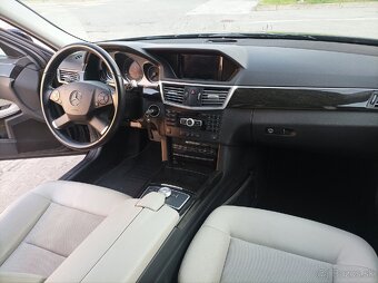 Mercedes E 250 4matic 7G Tronic - 5