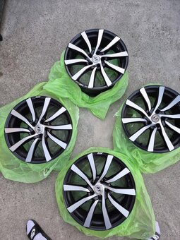 5x114,3 r19 - 5