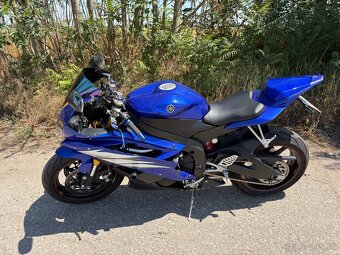Yamaha yzf r6 - 5