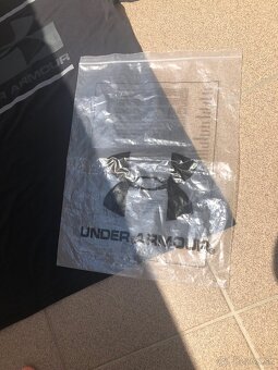 Under Armour - 5