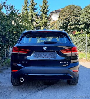 Predám  BMW X1 xDrive 30e A/T - 5
