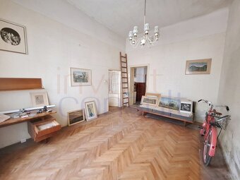 2342 NA PREDAJ MEŠTIANSKY DOM S PRÍJEMNOU ATMOSFÉROU V CENTR - 5