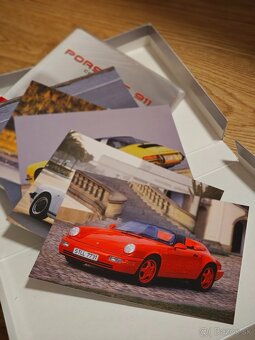 Porsche kolekcia Atlas - komplet 25ks, DVD, pohladnice, plag - 5