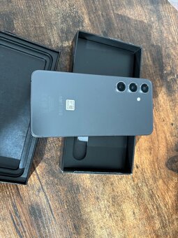 Predam Samsung S24 - 5