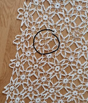 Háčkované obrusy a dečky - 25ks - 5