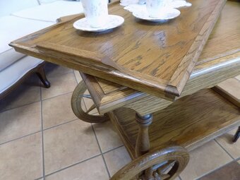 Servírovací stolík s táckou - 5