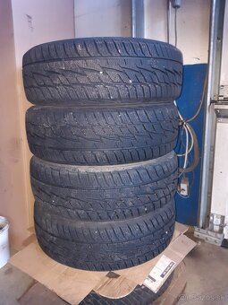 Predám 185/60R15 84T ZIMNÉ - 5
