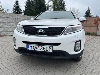 Predám KIA SORENTO 2,2crdi 7m AWD A/T (DPH) - 5
