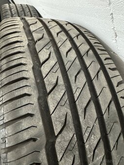 225/45r18 - 5