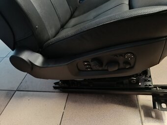 Predám sedačky z E60 - 5