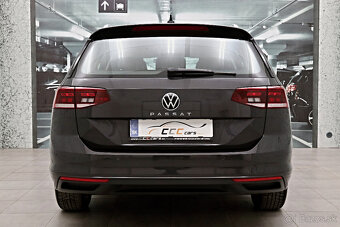 Volkswagen Passat Variant 2.0 TDI DSG EVO Elegance - 5