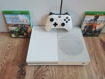 Xbox One S - 5