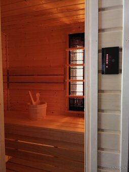 Interiérová fínska sauna 180x110cm (smrek/abachi) - 5