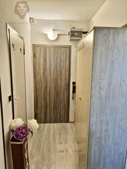 Prenájom Nové Mesto nad Váhom, Športová ulica 1 poschodie - 5