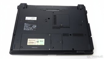 2x  HP Comaq 6720S  panel: Samsung LTN154X3-L01 15.4" - 5
