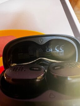 Bezdrôtové slúchadlá – s mikrofónom JBL Tune Buds 2 čierne - 5
