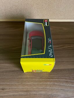 BURAGO AUDI RS5 & JAGUÁR XKR-S 1/24 - 5