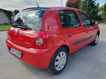 Renault Clio 1.2i - 43 KW - 5