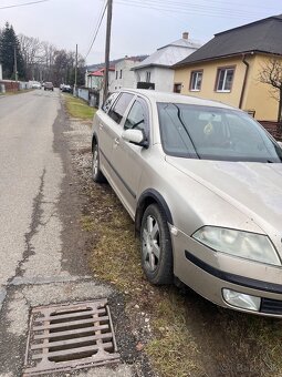 rozpredam vcelku octavia 2combi - 5