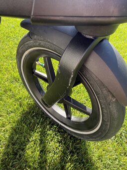 Thule Urban Glide 2 Grey Melange – kočík s vaničkou aj šport - 5