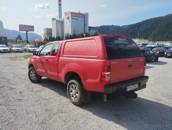 Toyota Hilux SC 2.5 I D-4D Terra - 5