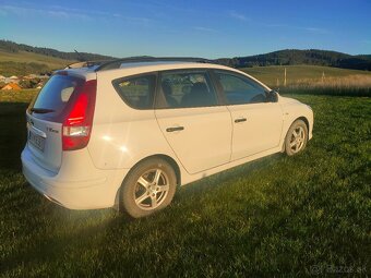Hyundai i30 1.4i CVVT - 5
