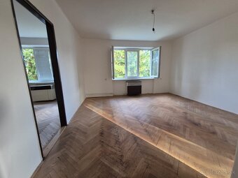 2-izbový byt - zeleň, juh-východ - 5