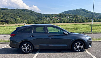 Hyundai i30 Kombi 1.6 CRDI 7DCT Edition 30 - 5