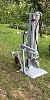 Hydraulická štiepacka - 5