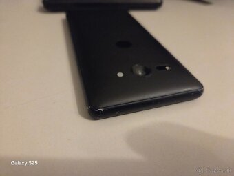 SONY Xperia XZ2 compact - 5