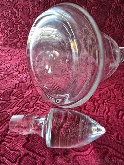 Karafa a napoleonky. - 5