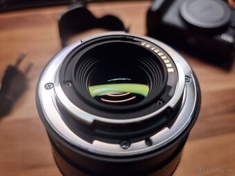 Canon EOS M50 + Sigma 16mm f1.4 - 5