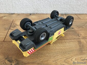 Schleich Záchranné terénne auto - 5