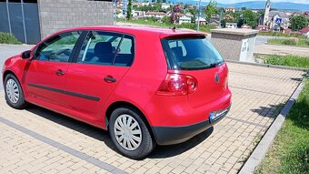 Volkswagen Golf 5 - 5